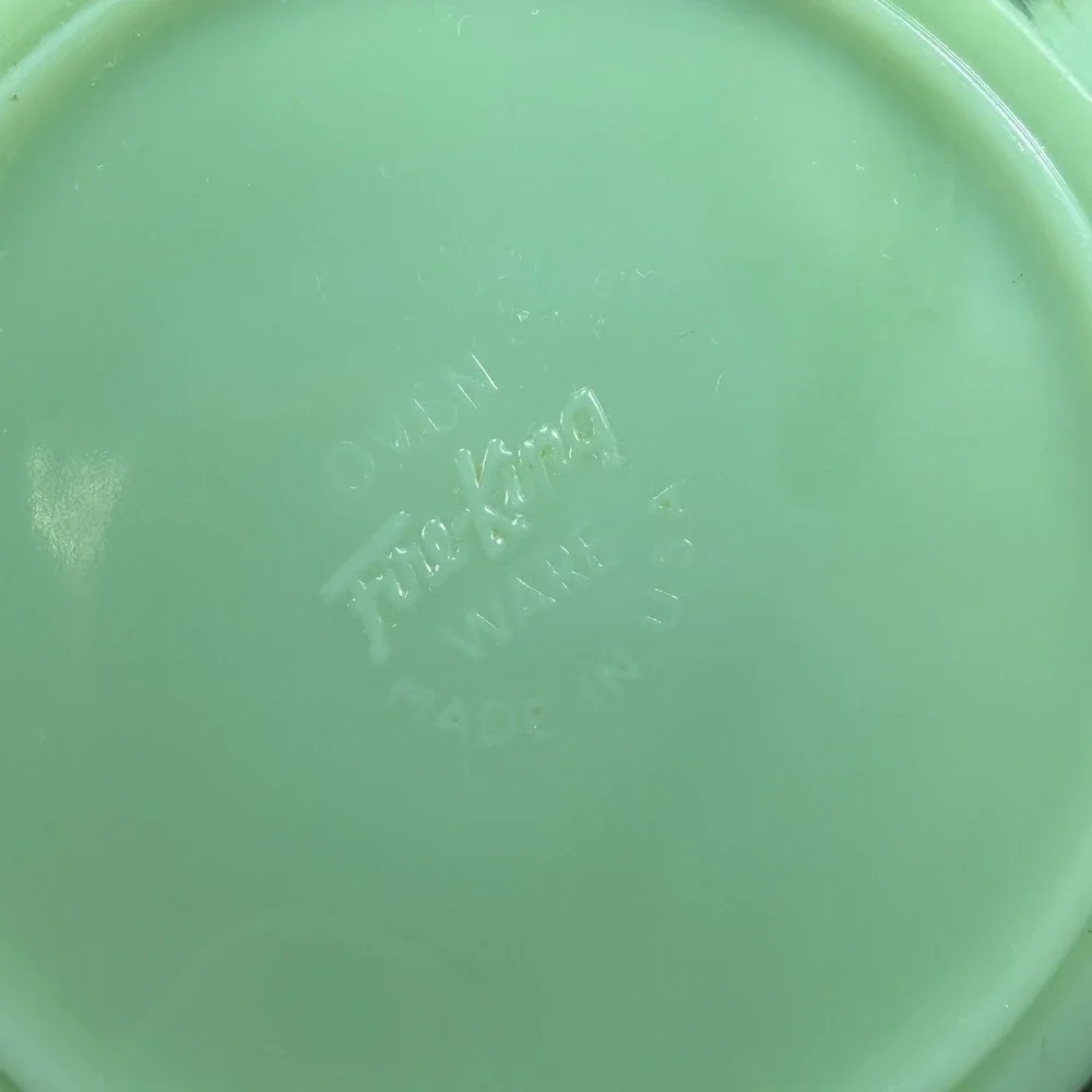 Fire King Jadeite Glass Batter Bowl with Spout and Handle Vintage Green 9in